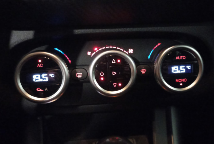 Alfa Romeo GIULIETTA 1.4 TB MultiAir 170ch Super Stop&Start TCT