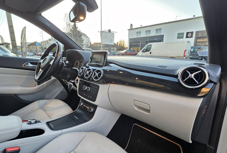 Mercedes Classe B 1.8 180 CDi 109 FACSINATION 7G-DCT  Boîte auto Cuir Toit ouvrant MOTEUR MERCEDES