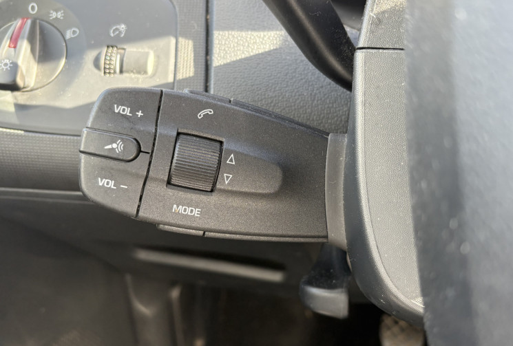 SEAT Ibiza 1.2i 70CV iTech * Chaine de Distribution * Très Bon Etat * Climatisation