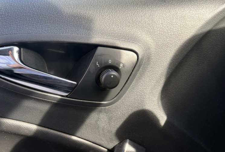 SEAT Ibiza 1.2i 70CV iTech * Chaine de Distribution * Très Bon Etat * Climatisation