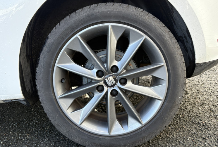 SEAT Ibiza 1.2i 70CV iTech * Chaine de Distribution * Très Bon Etat * Climatisation