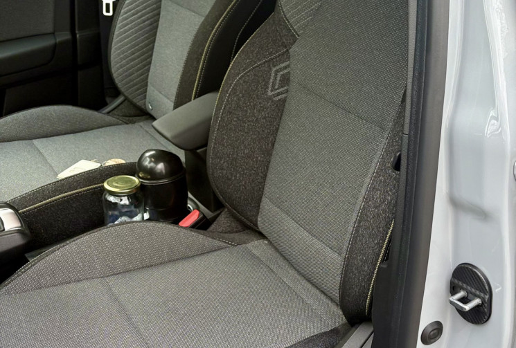 Renault Captur 0.9 TCE 90cv Techno / NEUVE 800km / 2025 / 1ere main avec facture d’achat 