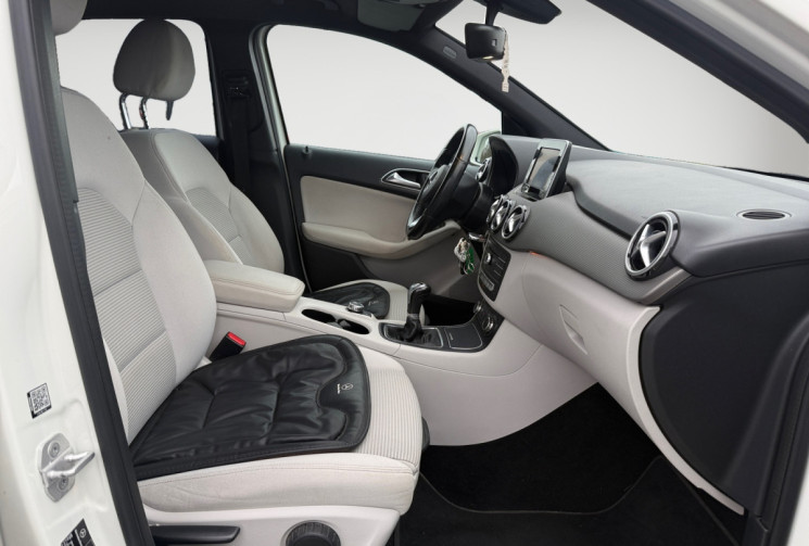 Mercedes Classe B 180d 109ch Inspiration / CAMERA DE RECUL / GPS / BLUETOOTH
