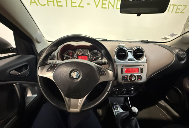 Alfa Romeo MiTo  1.4 MPI MultiAir 105ch Distinctive Stop&Start