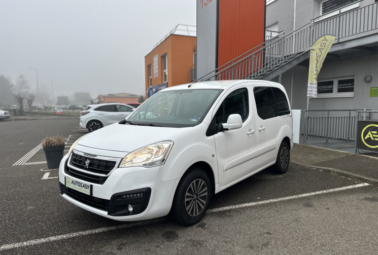 Peugeot PARTNER TEPEE 1.6 HDI  aménagé TPMR- HANDICAPE