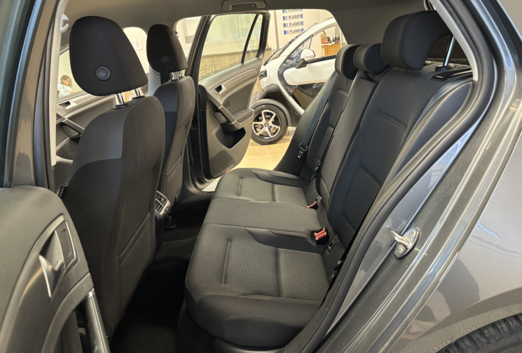 Volkswagen Golf PHASE 2 2.0 TDI BLUEMOTION DSG7 150 RLINE