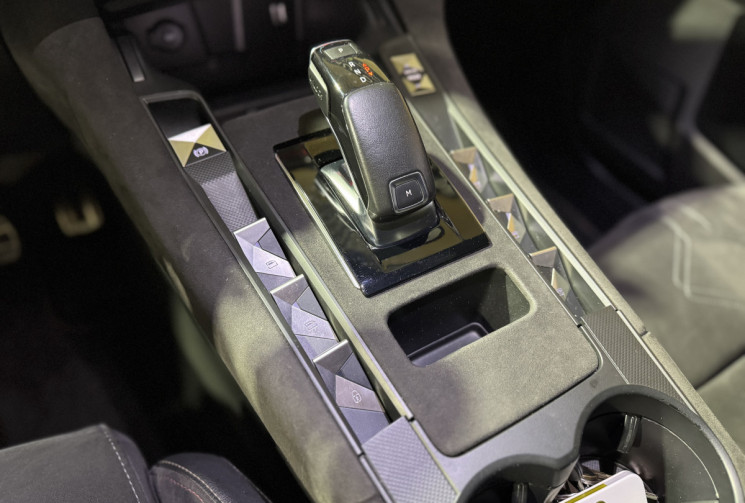 DS DS 7 Crossback GARANTIE 1 AN PERFORMANCE LINE 2.0 Blue HDi 177 cv