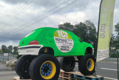 Peugeot 106 OBJET VEHICULE PUBLICITAIRE   Phase 2 1.4 i 75cv