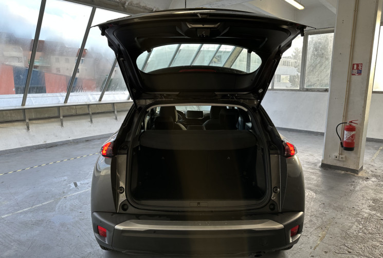 Peugeot 2008 CarPlay / Clim / Caméra de recul / Phares LED