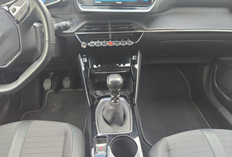 Peugeot 2008 1.2 130ch S&S ALLURE * CARNET COMPLET PEUGEOT * CAMERA DE RECUL