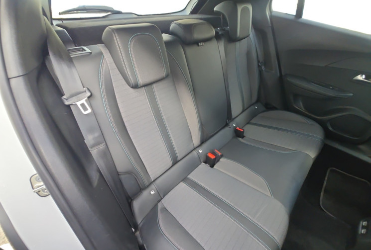 Peugeot 2008 1.2 130ch S&S ALLURE * CARNET COMPLET PEUGEOT * CAMERA DE RECUL