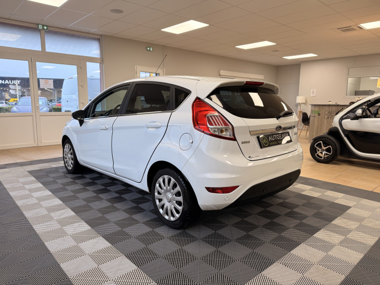 Ford Fiesta  PHASE 2 1.0 SCTI ECOBOOST POWERSHIFT 100 TITANIUM / SUIVI COMPLET FORD / DISTRIB A JOUR