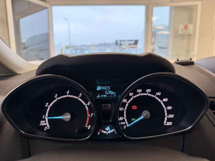 Ford Fiesta  PHASE 2 1.0 SCTI ECOBOOST  POWERSHIFT 100 TITANIUM / ENTRETIEN COMPLET FORD