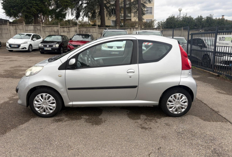 Peugeot 107 1.0 / 68 CH / ACTIVE 