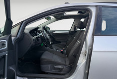 Volkswagen Golf 1.2 TSI 105CH CUP / TOIT OUVRANT / REGULATEUR ADAPTATIF / RADAR AV/AR