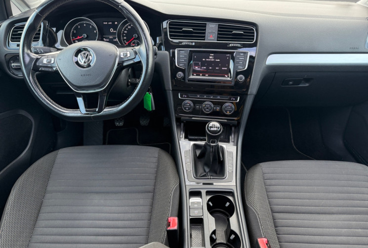 Volkswagen Golf 1.2 TSI 105CH CUP / TOIT OUVRANT / REGULATEUR ADAPTATIF / RADAR AV/AR