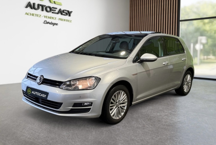 Volkswagen Golf 1.2 TSI 105CH CUP / TOIT OUVRANT / REGULATEUR ADAPTATIF / RADAR AV/AR