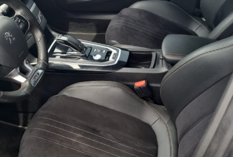 Peugeot 308 1.2 THP EAT8 130cv GT-LINE