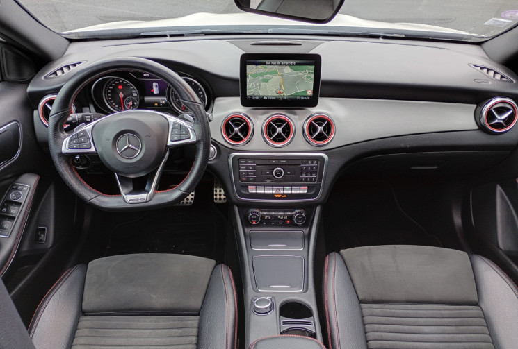 Mercedes GLA 200 7-G DCT Fascination * PACK AMG / Toit ouvrant 