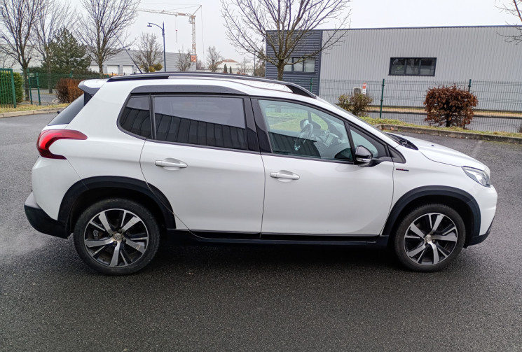 Peugeot 2008 1.2 110ch SS EAT6 GT Line / Distrib OK