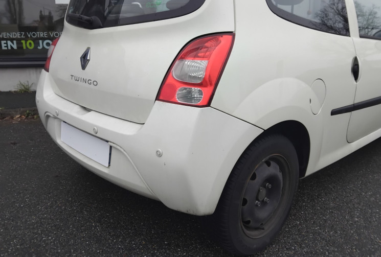 Renault Twingo II (X44) 1.2 i  L 75 cv - Toit Ouvrant - Radar de recul