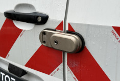 Citroën Berlingo M 1.2 130 EAT8 WORKER 1000KG + GRIP CONTROL / VITRÉ + GRILLES / SERRURES RENFORCÉES