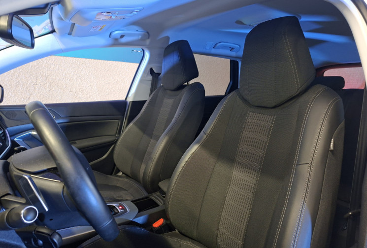 Peugeot 308 SW 1.2 130 EAT8 ALLURE PACK + SIEGES CHAUFFANTS + FULL LED GTIE 12 MOIS
