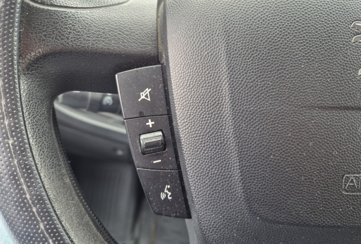 Peugeot Boxer L1H1 2.0 BlueHDi 110 Premium Pack