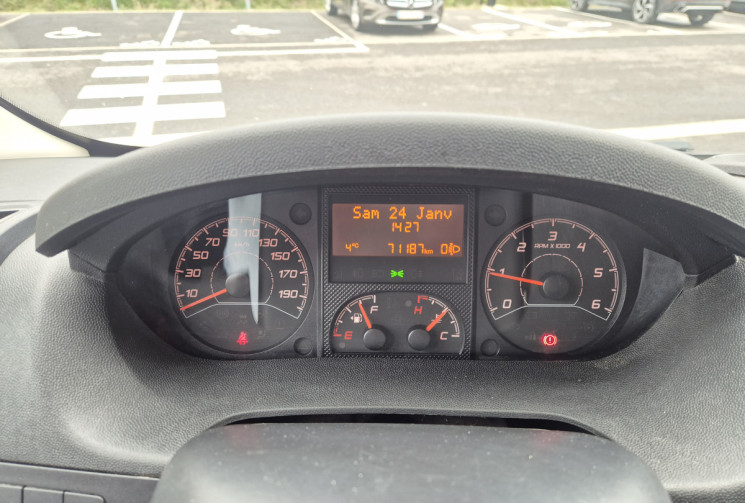 Peugeot Boxer L1H1 2.0 BlueHDi 110 Premium Pack