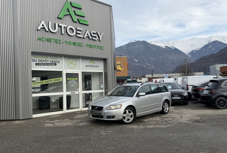 Volvo V50 1.6 D 110 Momentum - distribution neuve