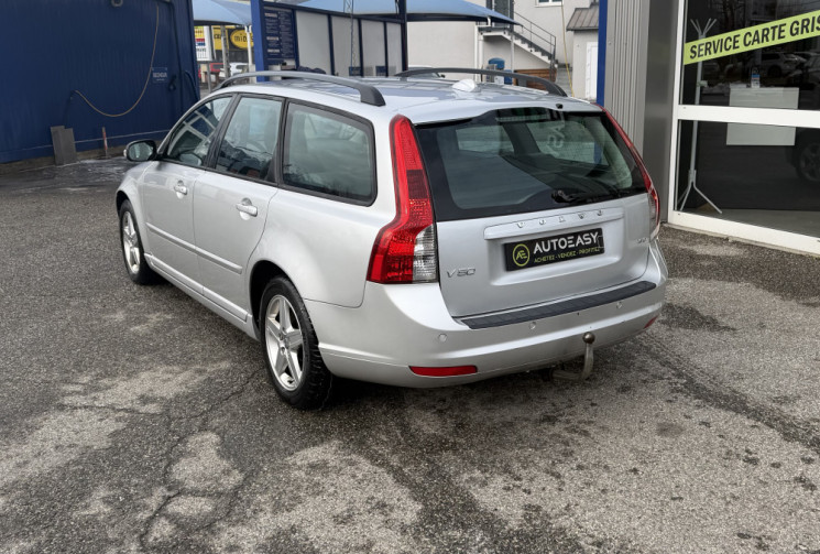Volvo V50 1.6 D 110 Momentum - distribution neuve