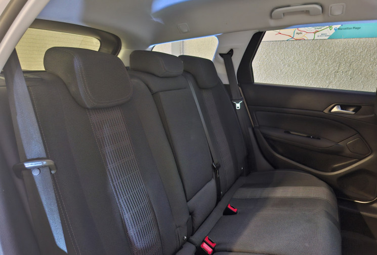 Peugeot 308 SW 1.2 130 EAT8 ALLURE PACK + SIEGES CHAUFFANTS + FULL LED GTIE 12 MOIS