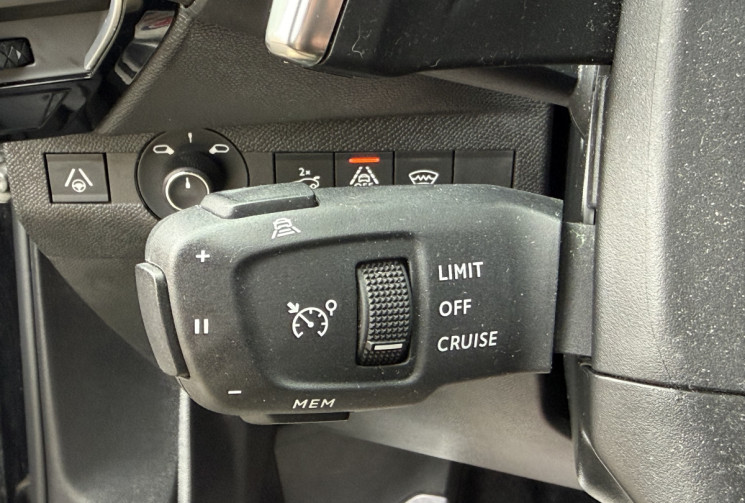 DS DS 7 Crossback 2.0 Blue HDi S&S 180 cv Boîte auto OPÉRA GRAND CHIC