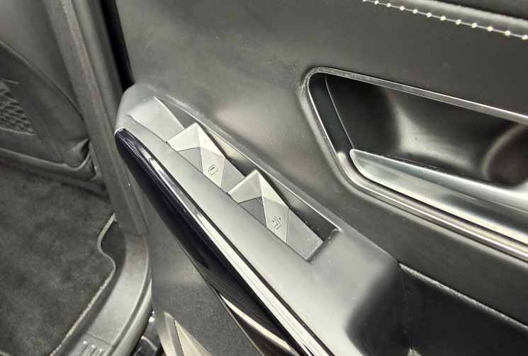 DS DS 7 Crossback 2.0 Blue HDi S&S 180 cv Boîte auto OPÉRA GRAND CHIC