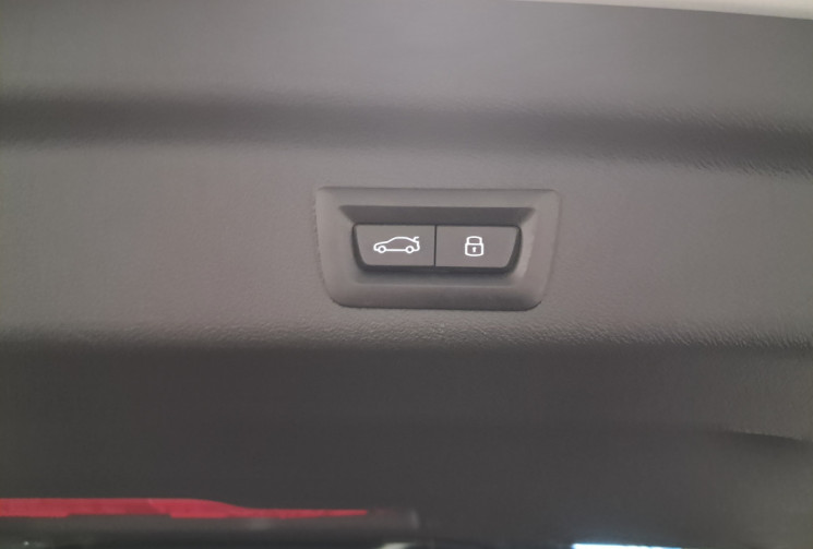 BMW X1 (U11) X-DRIVE 25E 245 M Sport 2eme  MAIN  - toit ouvrant  - ENTRETIEN BMW FRANCE        