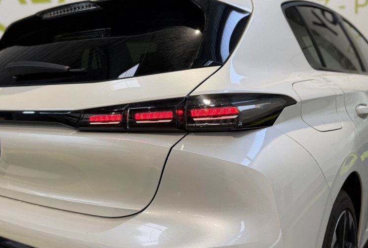 Peugeot 308 1,5 HDI 130 ALLURE PACK EAT8 - Entretien complet Peugeot