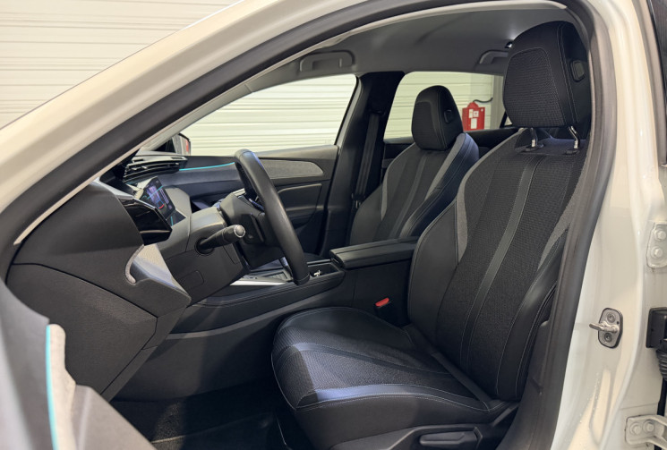 Peugeot 308 1,5 HDI 130 ALLURE PACK EAT8 - Entretien complet Peugeot