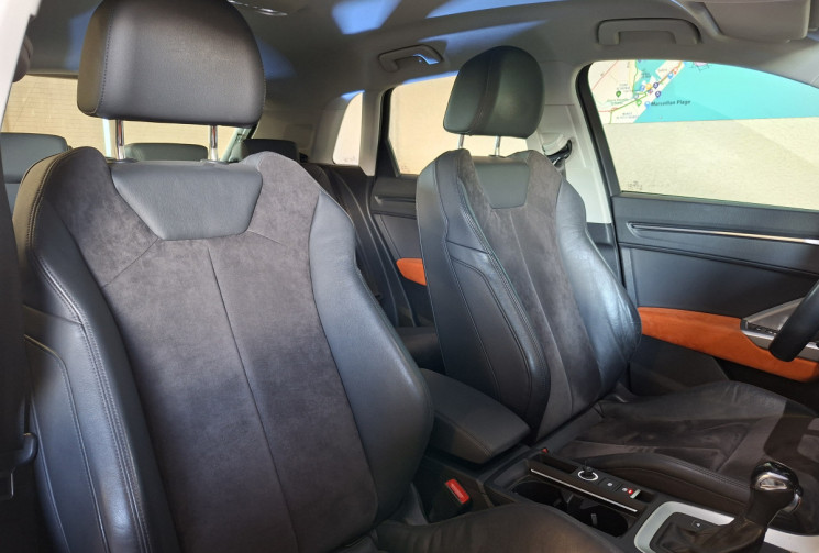 Audi Q3 35 1.5 TFSI 150 S TRONIC DESIGN LUXE ATTELAGE GARANTIE 12 MOIS