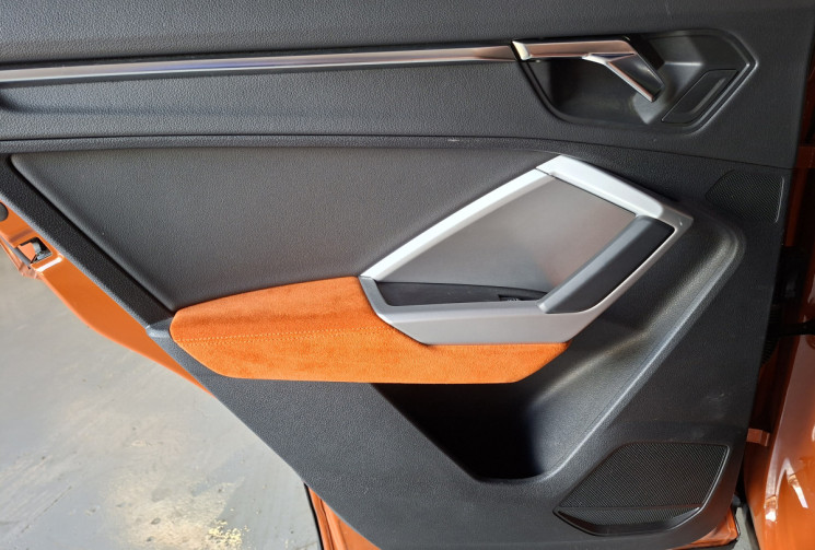 Audi Q3 35 1.5 TFSI 150 S TRONIC DESIGN LUXE ATTELAGE GARANTIE 12 MOIS