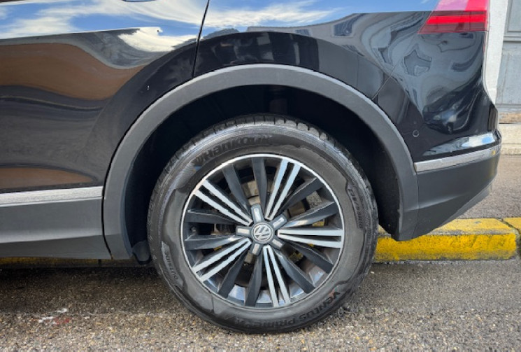 Volkswagen Tiguan II 1.4 TSI DSG6 150 cv CARAT origine France 3em main / virtual / toit ouvrant / 