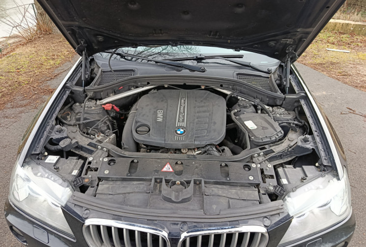 BMW X3 (F25) 30d xDrive 3.0 d 24V DPF 258 cv Boîte auto