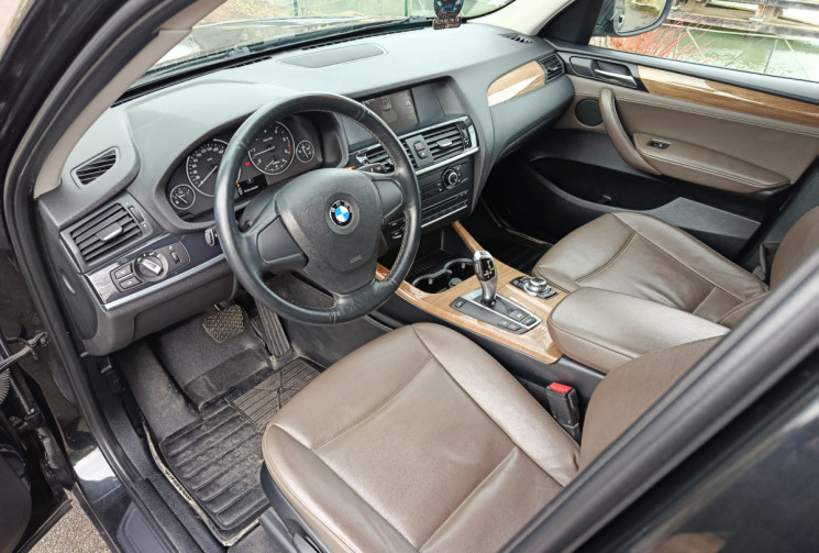 BMW X3 (F25) 30d xDrive 3.0 d 24V DPF 258 cv Boîte auto