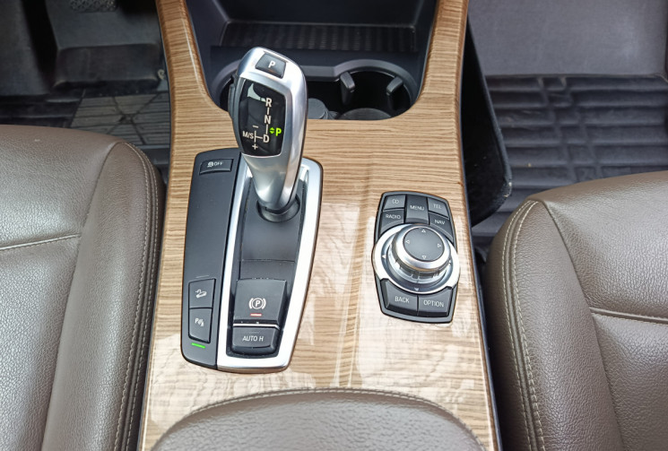 BMW X3 (F25) 30d xDrive 3.0 d 24V DPF 258 cv Boîte auto