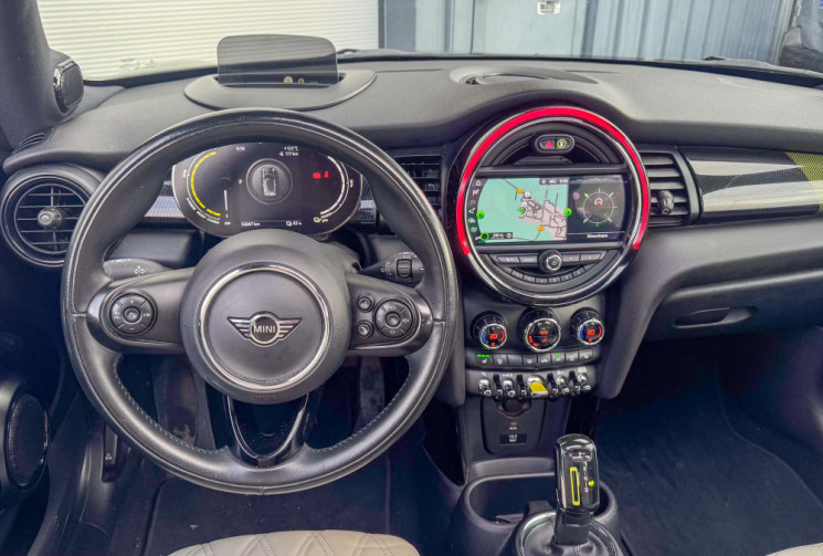 Mini Mini SE 184 CV F56 LCI 94 AH eDrive Harman K Toit Ouvrant Aff Tete Haute Cuir