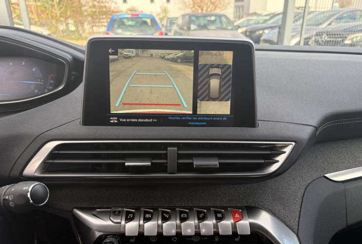 Peugeot 3008 2.0 BlueHDi / 150 ch / GT Line