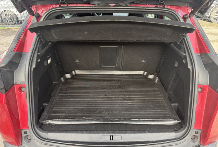 Peugeot 3008 2.0 BlueHDi / 150 ch / GT Line