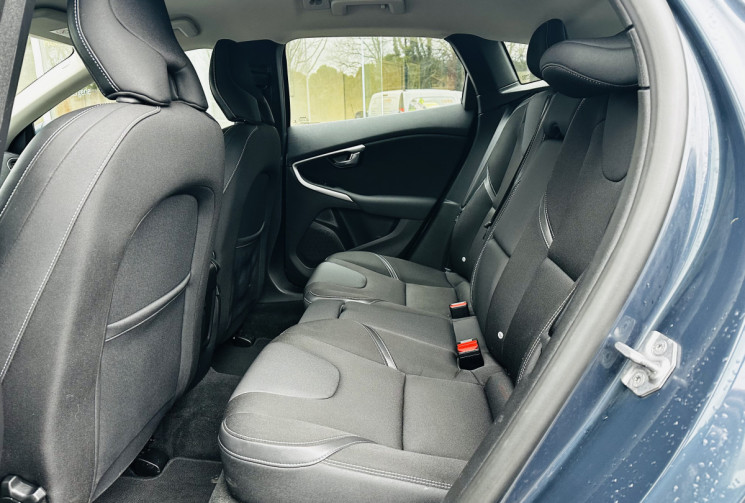 Volvo V40 D2 120ch Momemtum