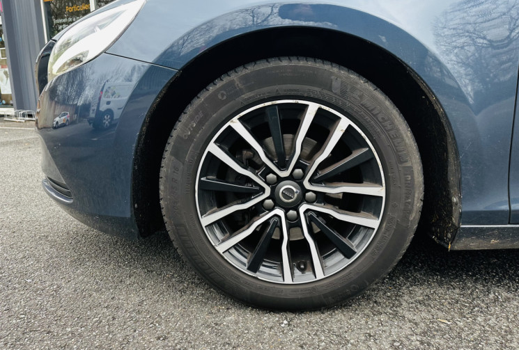 Volvo V40 D2 120ch Momemtum