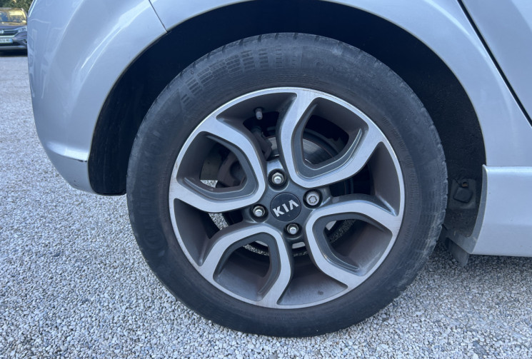 Kia Picanto III (2) 1.0 DPI 67 Ch GT LINE * 1ER MAIN * ENTRETIEN KIA * CARPLAY * CAMERA