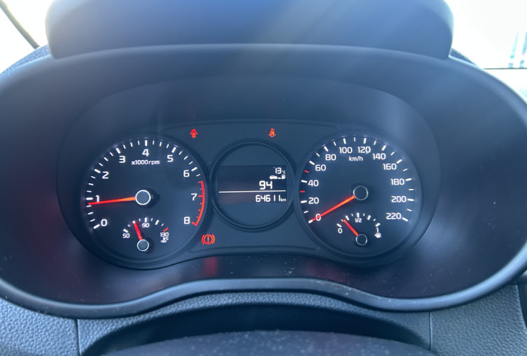 Kia Picanto III (2) 1.0 DPI 67 Ch GT LINE * 1ER MAIN * ENTRETIEN KIA * CARPLAY * CAMERA